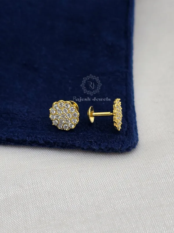 Gold_Silver_Winking_Minimalistic_Cz_Studs_Earrings_For_Women