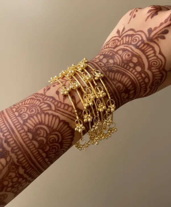 Royal_Gold_Plated_8_Ghunghru_Bangles_Set_|_Traditional_Bridal_&_Festive_Wear_Kada_Bangles
