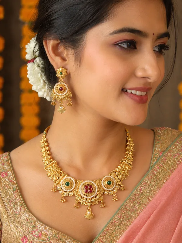 Traditional_Gold-Plated_Choker_Necklace_Set_with_Matching_Earrings_&_Premium_Red_Velvet_Gift_Box