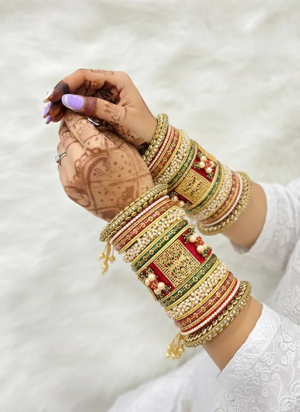 Multicolour_Falak_Rajwada_Bridal_Chura_Set_For_Women