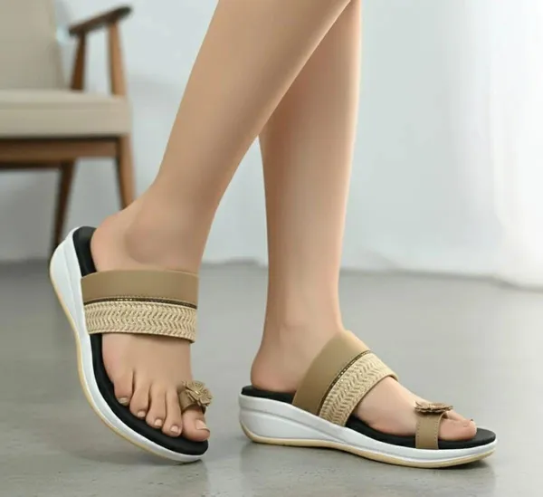 Multicolor_Faux_Leather_Premium_&_Elegant_Casual_Sandal_For_Women