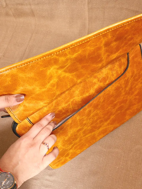 Golden_Tan_Robert_Jr._Premium_Laptop_Sleeve