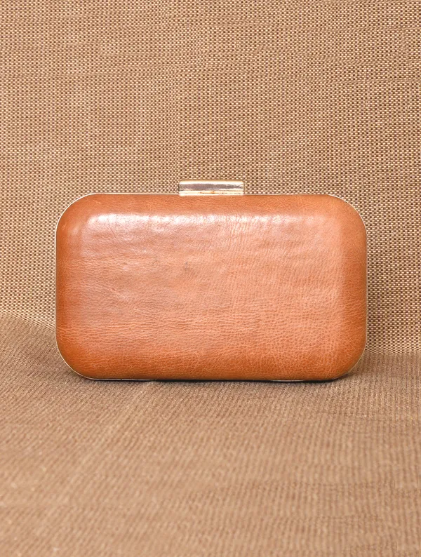 Light_Tan_Jewels_Elegant_Clutch