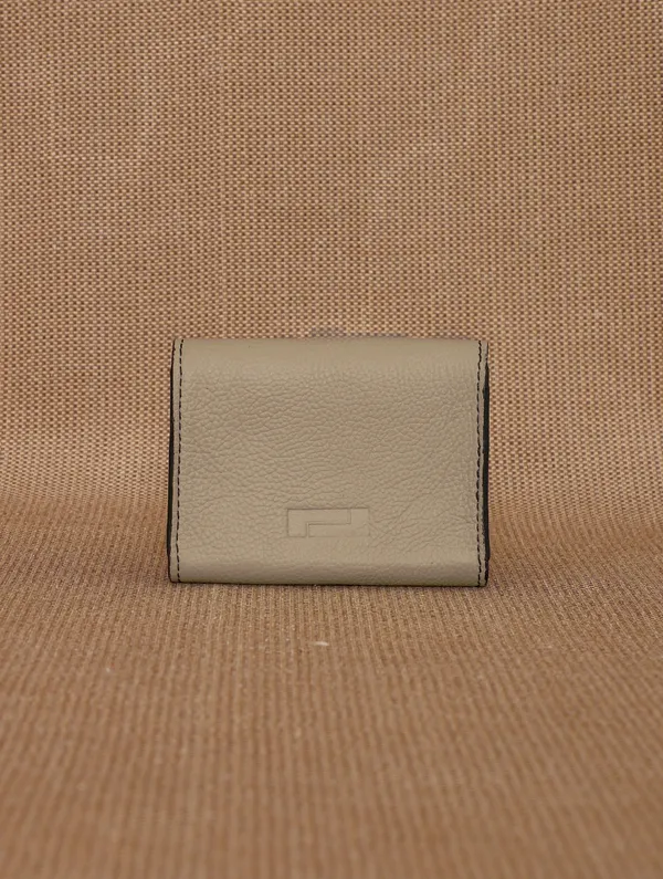 Beige_Ash_Executive_Card_Holder
