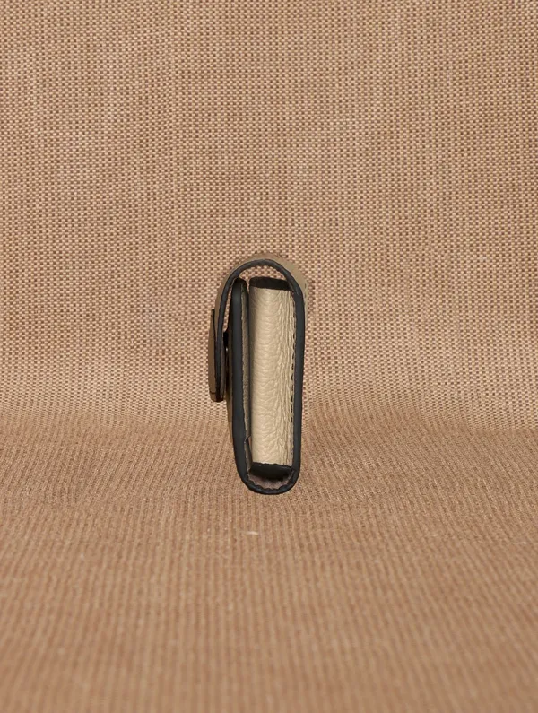 Beige_Ash_Executive_Card_Holder