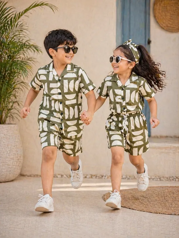 Olive_Green_And_Off_White_Cotton_Premium_Coord_Set_For_Kids