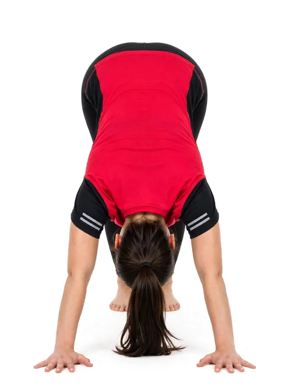 Red_And_Black_Active_Fit_Sports_T-Shirt_for_Women