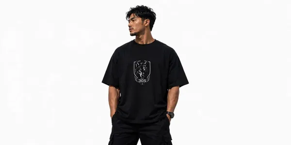 Black_Oversized_Fit_Graphic_T-Shirt_for_Men