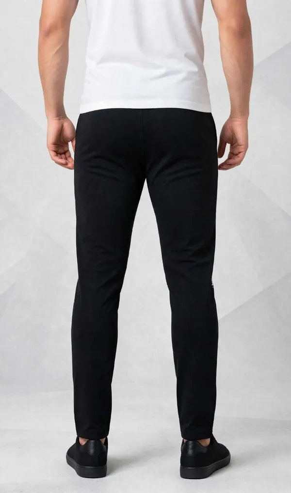 Black_Tapered_Jogger_Pants_for_Men