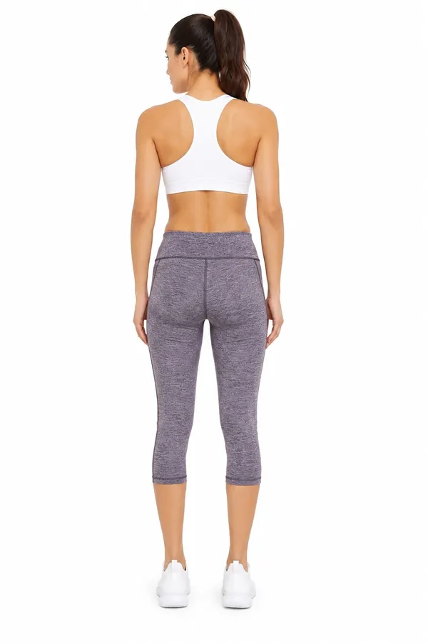 Grey_Stretch_Fit_Capri_Leggings_for_Women