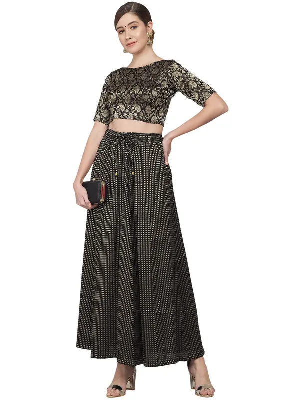 Black_Brocade_Readymade_Traditional_Banarasi_Stitched_Boat-Neck_with_Elbow_Length_Sleeve_Blouse._For_Women