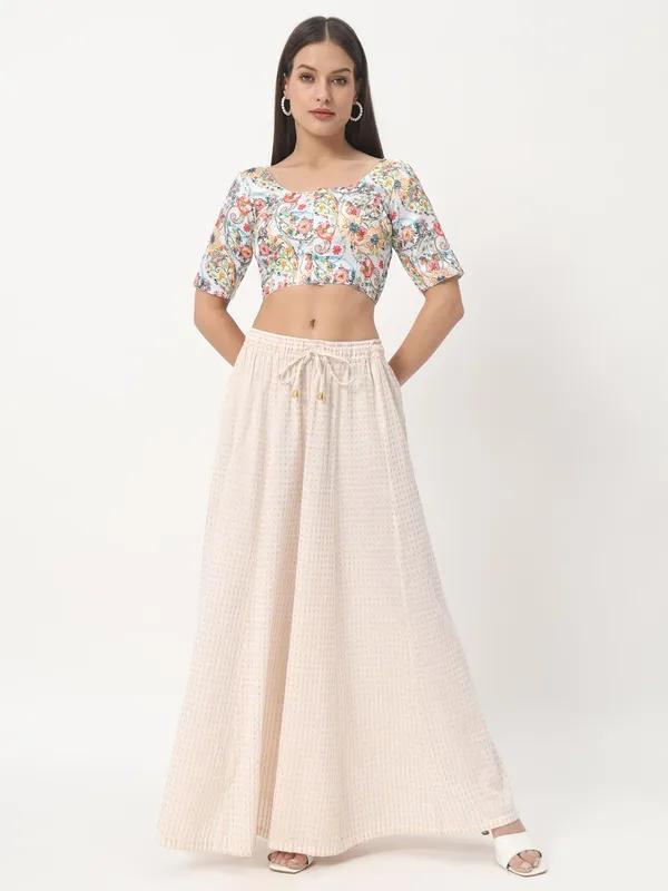 Luxury_Hand-Stitched_Art_Silk_Blouse_for_Women_–_Ethnic_Wear