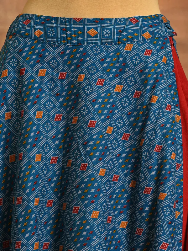 Blue_Patola_Print_Layered_Lehenga_Choli_With_Dupatta