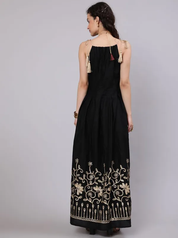 Black_Cotton_Floral_Embroidered_Maxi_Dress_For_Women