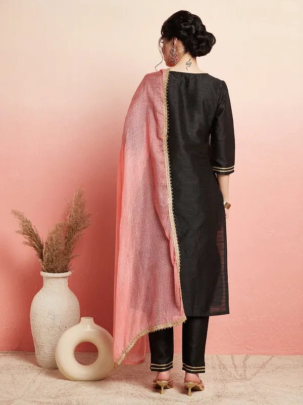 Black_Silk_Embroidered_Kurta_Pant_With_Dupatta_For_Women