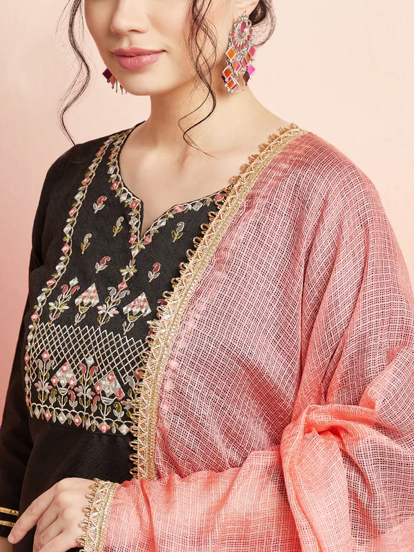 Black_Silk_Embroidered_Kurta_Pant_With_Dupatta_For_Women