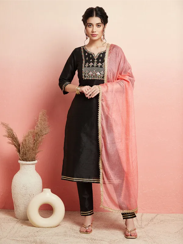 Black_Silk_Embroidered_Kurta_Pant_With_Dupatta_For_Women