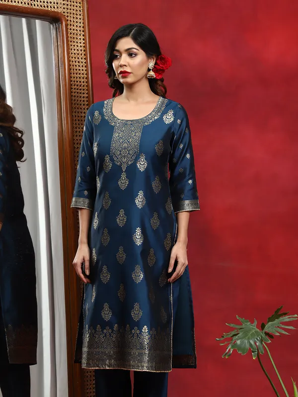 Blue_Taffeta_Woven_Designed_Kurta_Pant_With_Dupatta_For_Women
