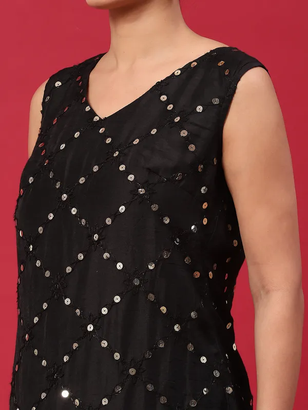 Black_Silk_Embroidered_Kurta_Palazzo_With_Dupatta_For_Women