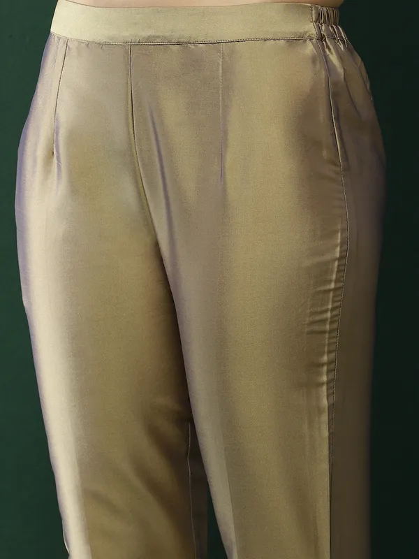 Beige_Kurta_Pant_With_Banarsi_Dupatta