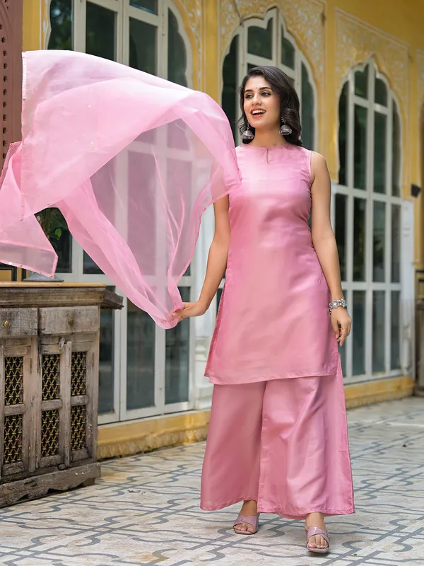 Blush_Pink_Sleevessless_Kurta_Sharara_With_Organza_Sequinned Dupatta_For_Women