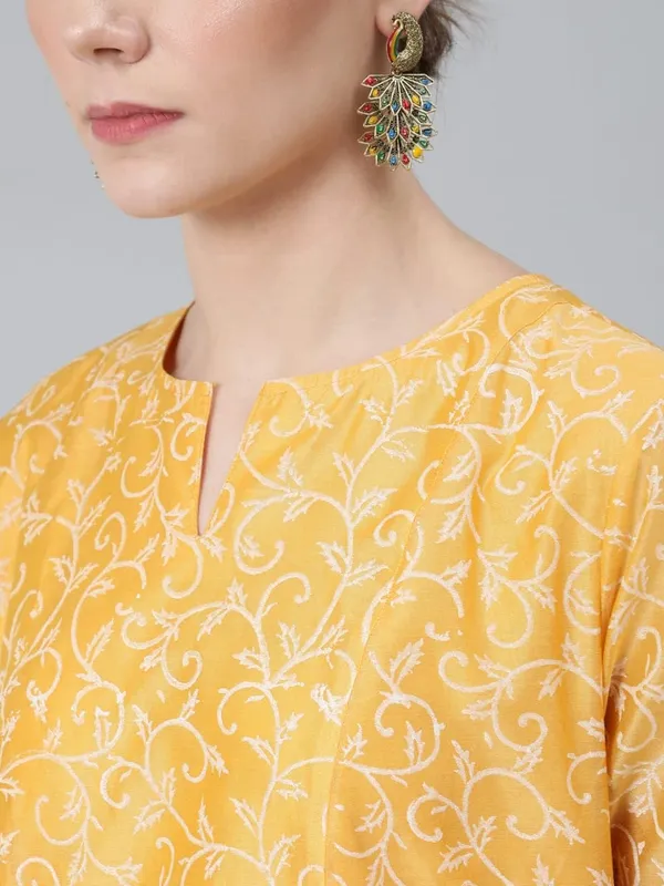 Yellow_Cotton_Kurta_Set_For_Women