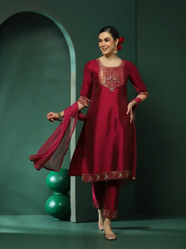 Purple_Patch_Work_Kurta_Pant_With_Dupatta