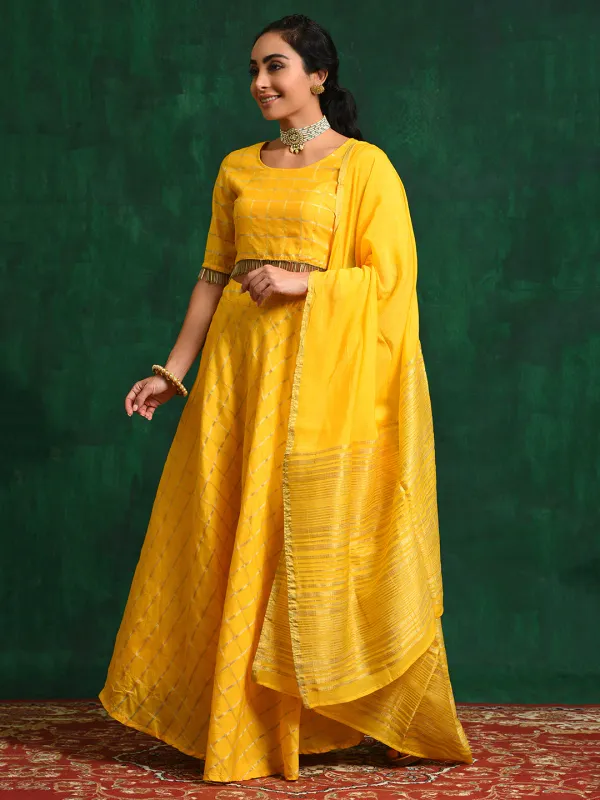 Yellow_Cotton_Chanderi_Checked_Lehenga_Choli_With_Dupatta_For_Women