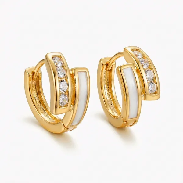 Gilded_Pearl_Arc_Earring_For_Women