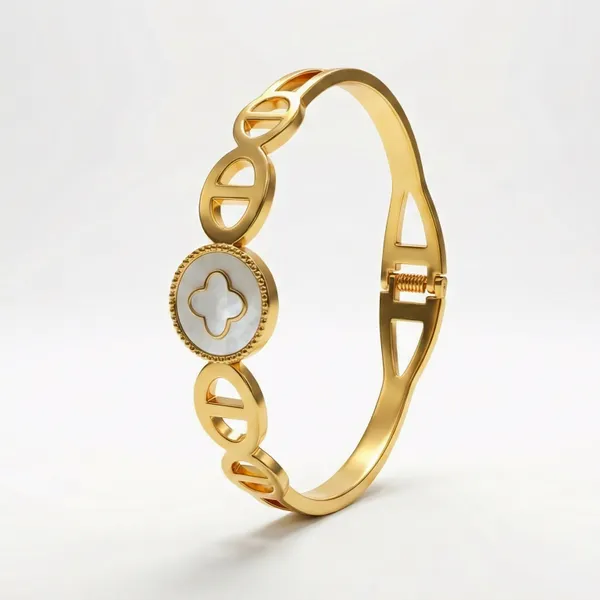 Clover_Motif_Anchor_Bracelet_For_Women__2.5_Inch