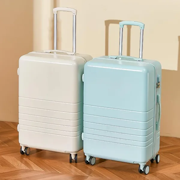 Blue_Polycarbonate_Hardside_Luggage_With_Usb_Port_For_Unisex
