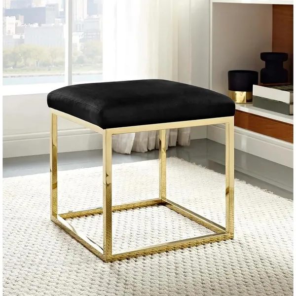 Black_Metal_Ottoman_For_Home_Decor