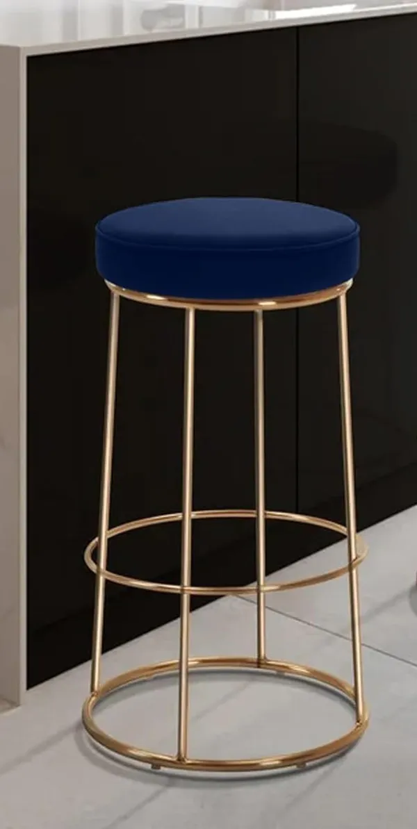 White_Wood_Bar_Stool_For_Home_Decor