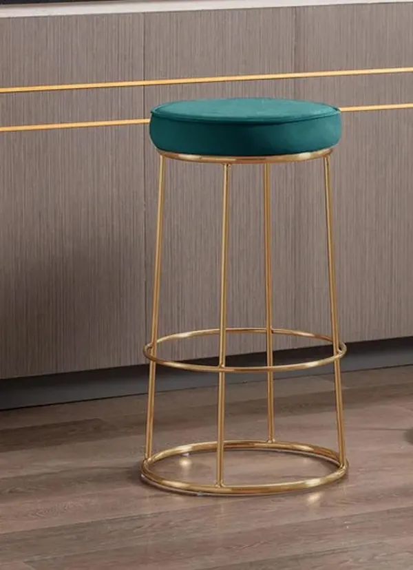 Green_Metal_Bar_Stool_For_Home_Decor
