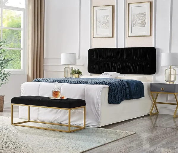 Black_Wood_Bench_For_Home_Decor