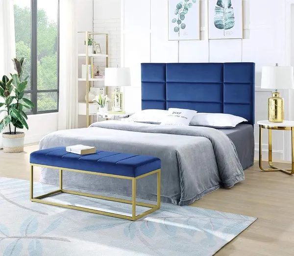 Blue_Wood_Bench_For_Home_Decor