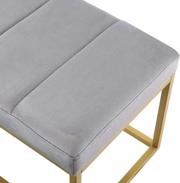 Grey_Wood_Bench_For_Home_Decor
