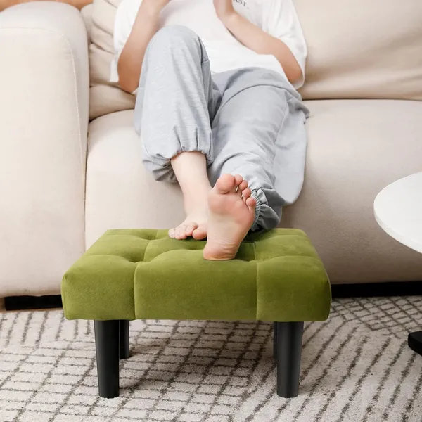 Green_Wood_Ottoman_For_Home_Decor