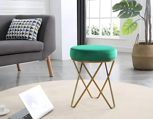Green_Wood_Ottoman_For_Home_Decor