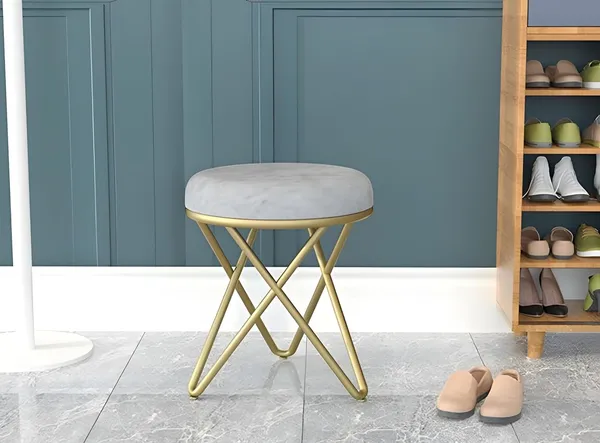 Grey_Wood_Ottoman_For_Home_Decor