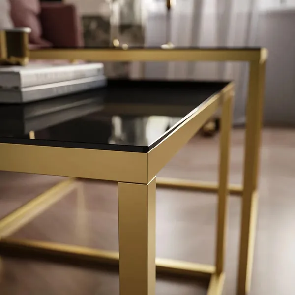 White_Metal_End_Table_For_Home_Decor