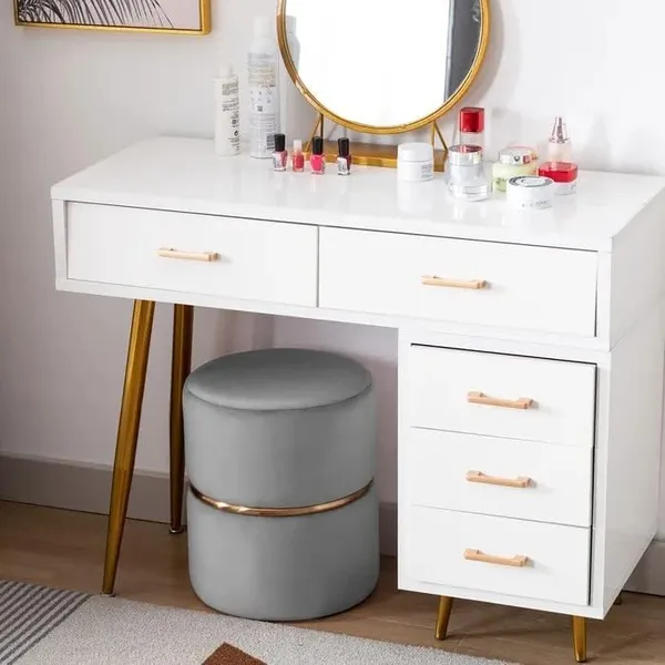 Grey_Wood_Ottoman_For_Home_Decor