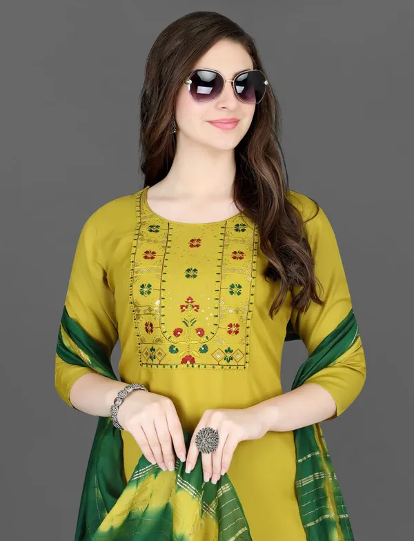 Yellow_Cotton_Blend_Premium_&_Elegant_Straight_Kurta_Pant_With_Dupatta_Set_For_Women