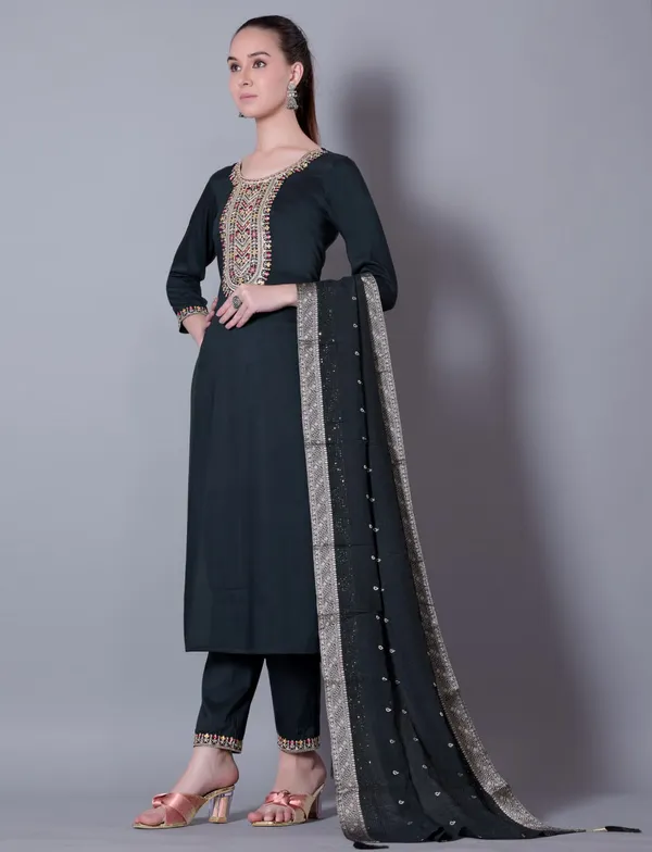 Bottle_Green_Silk_Blend_Premium_&_Elegant_Straight_Kurta_Pant_With_Dupatta_Set_For_Women