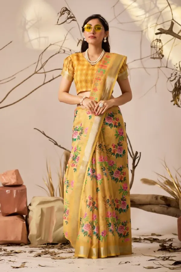 Yellow_Lichi_Silk_Premium_&_Elegant_Saree_With_Unstiched_Blouse_For_Women