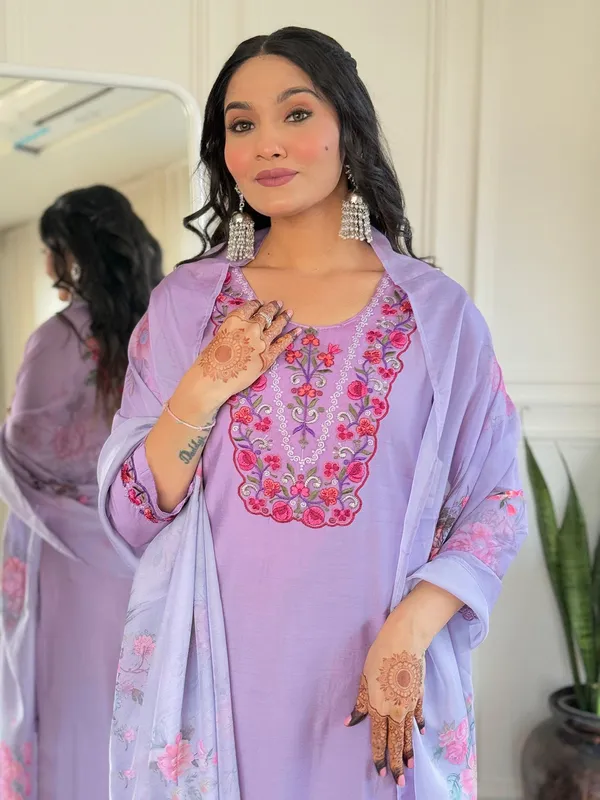 Lavender_Premium_Kurta_Pent_Dupatta_Set_For_Women