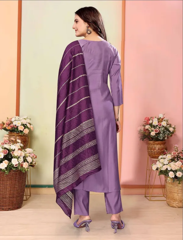 Lavender_Silk_Premium_&_Elegant_Straight_Kurta_Pant_With_Dupatta_Set_For_Women