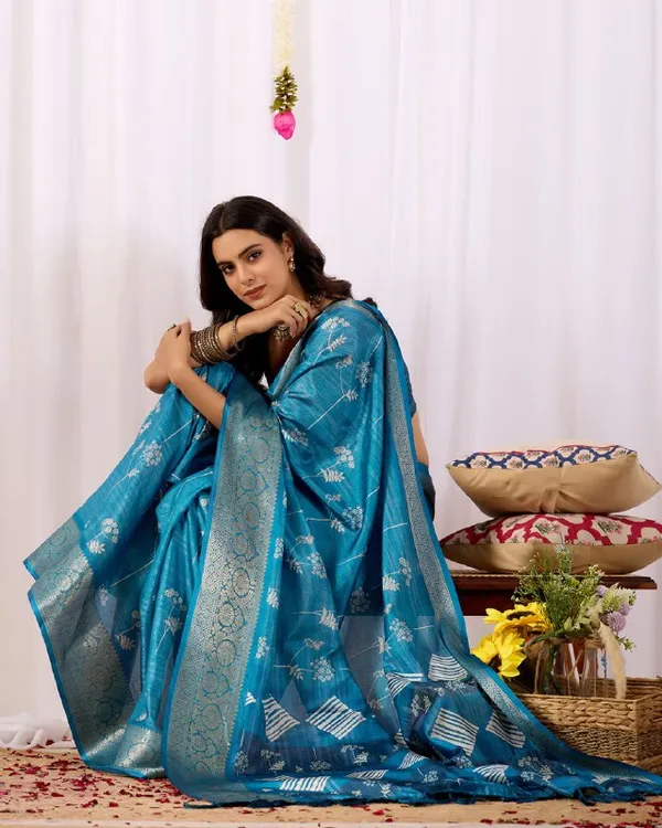 Blue_Lichi_Silk_Premium_&_Elegant_Saree_With_Unstiched_Blouse_For_Women