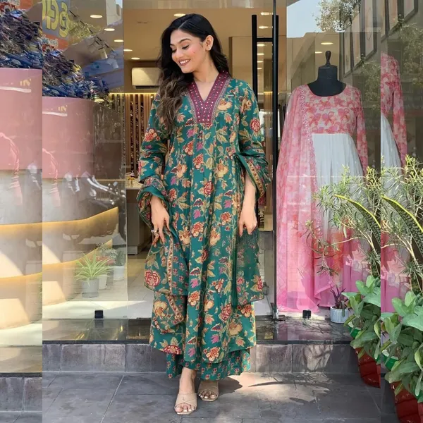 Green_Cotton_Blend_Premium_&_Elegant_Straight_Kurta_Pant_With_Dupatta_Set_For_Women