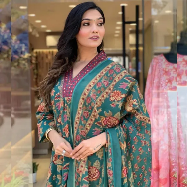 Green_Cotton_Blend_Premium_&_Elegant_Straight_Kurta_Pant_With_Dupatta_Set_For_Women